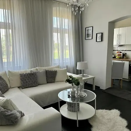 Apartment Ferienwohnung Zu Vermieten